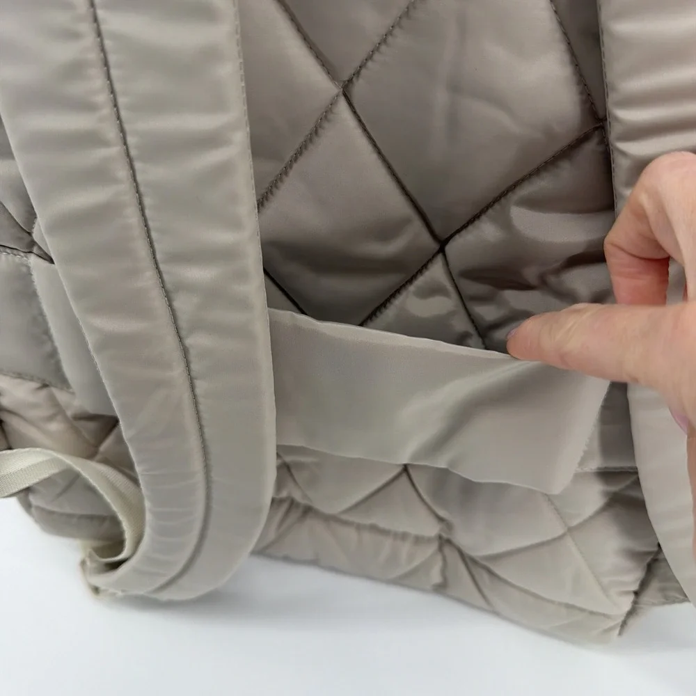 Vera Bradley ~ ‎ "Pumice Stone" ~ Essential Large Backpack New $195 - Picture 3 of 8